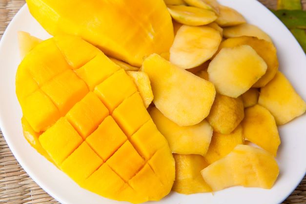 Mango: Dark chocolate: The most abundant sources of carbohydrates are easy to find