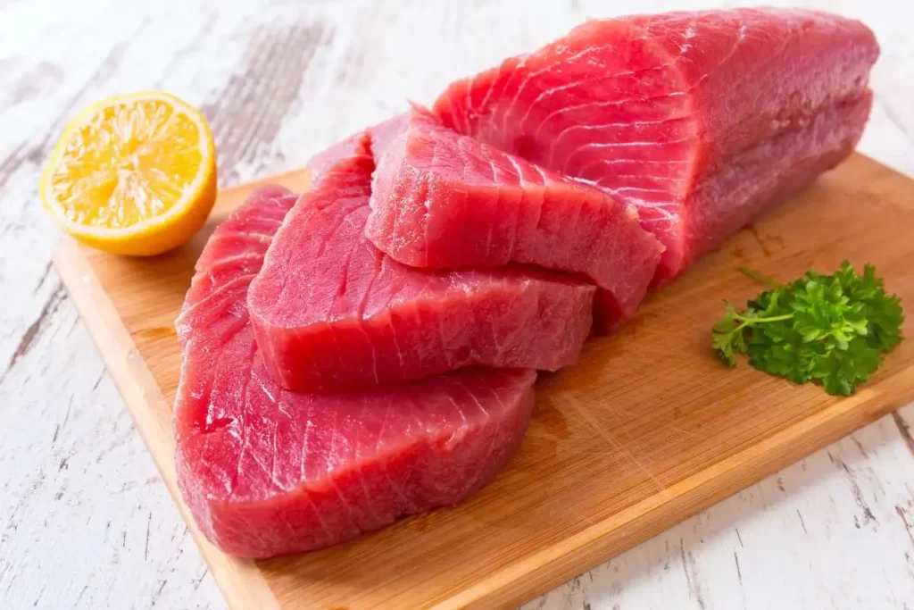 Tuna slices