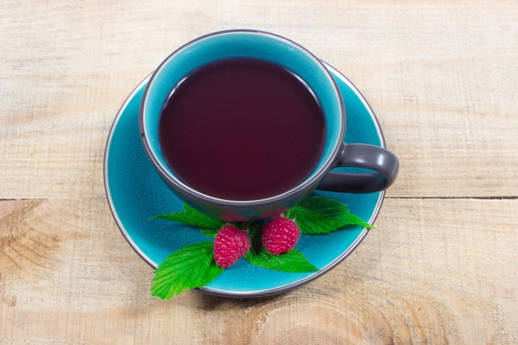 When to Start Drinking Raspberry Leaf Tea